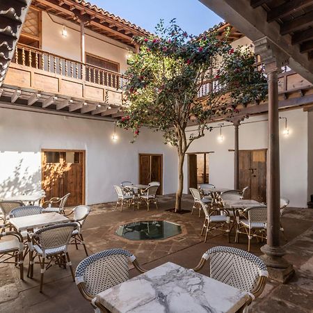 Отель La Casa De La Camelia Сан-Кристобаль-де-Ла-Лагуна Экстерьер фото